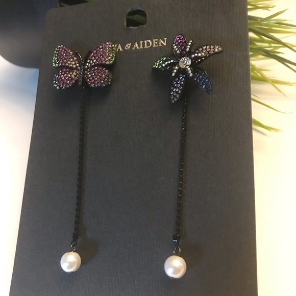 Ave & Aiden Multi Color Crystal Earrings - Picture 3 of 7